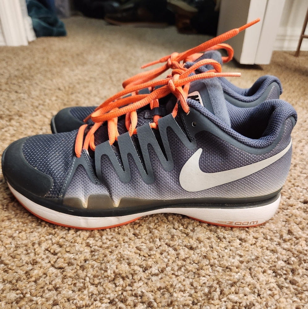 Women's Nike Zoom Vapor Sharapova Tour Dark Grey Mango White Tennis sz 7